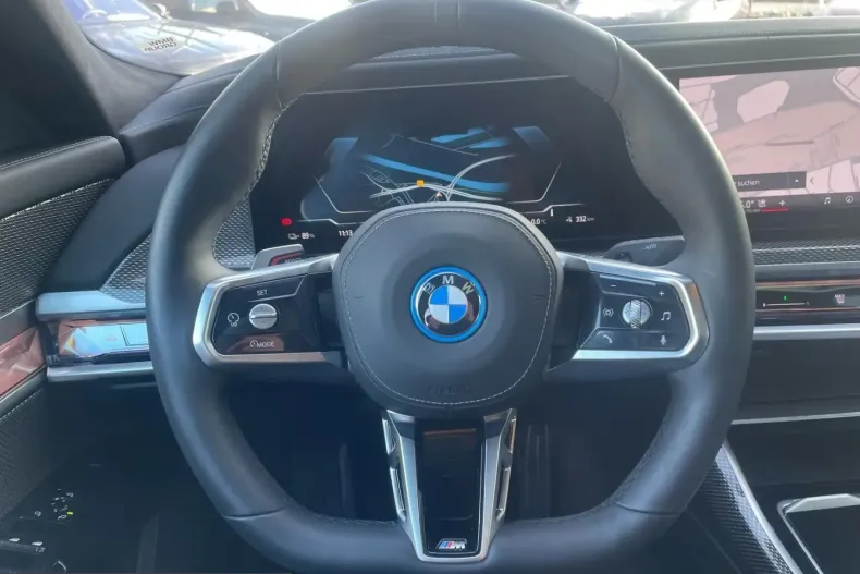 BMW i7 (Seria 7) din 2025 cu 13.533 km - oferta BMW226256 - foto 12