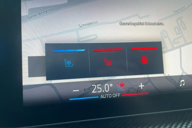 BMW i7 (Seria 7) din 2025 cu 13.533 km - oferta BMW226256 - foto 16