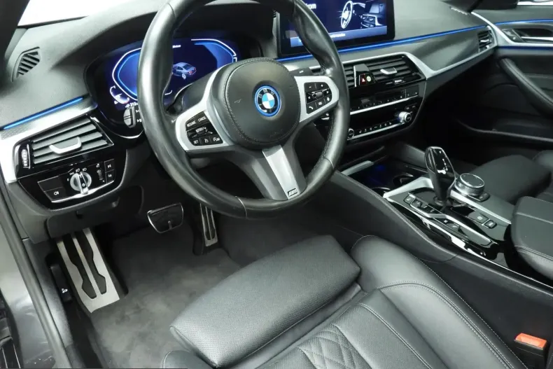 BMW 530 (Seria 5) din 2023 cu 121.000 km - oferta BMW226261 - foto 6