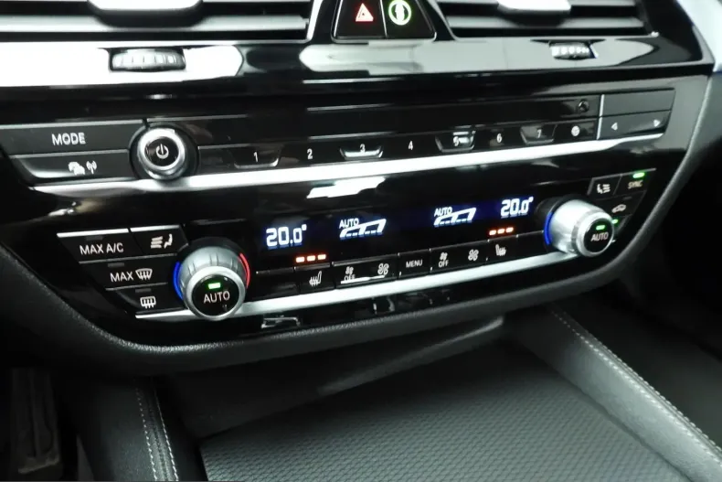 BMW 530 (Seria 5) din 2023 cu 121.000 km - oferta BMW226261 - foto 14