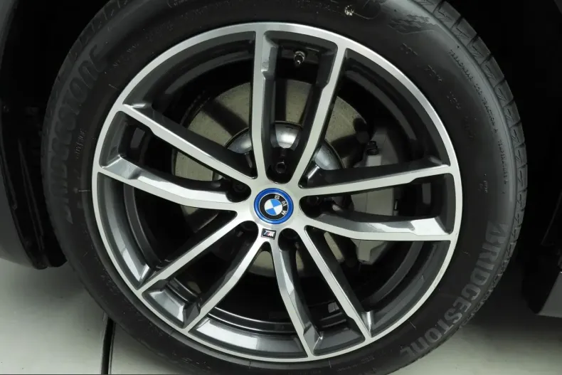 BMW 530 (Seria 5) din 2023 cu 121.000 km - oferta BMW226261 - foto 42