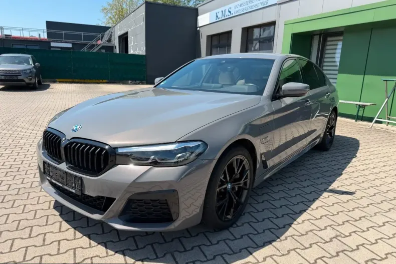 BMW 530 (Seria 5) din 2022 cu 117.658 km - oferta BMW226263 - foto 1