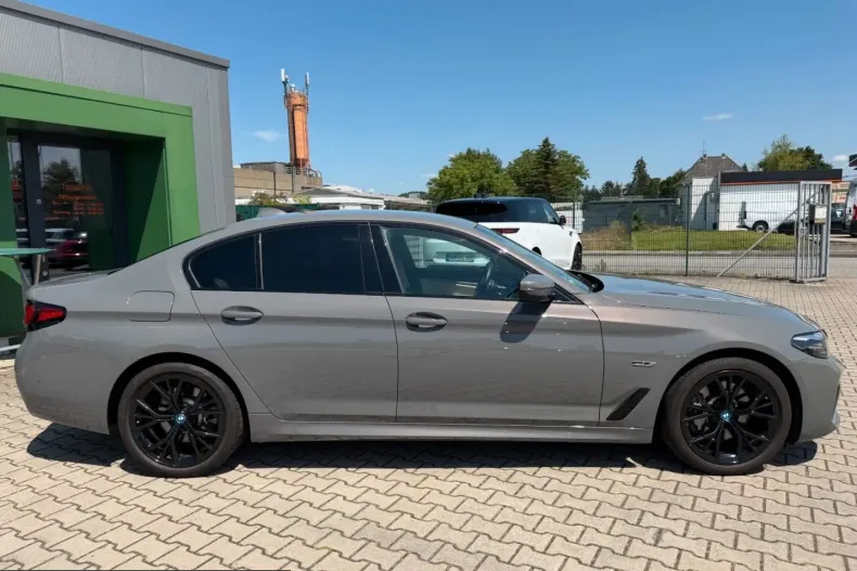 BMW 530 (Seria 5) din 2022 cu 117.658 km - oferta BMW226263 - foto 8