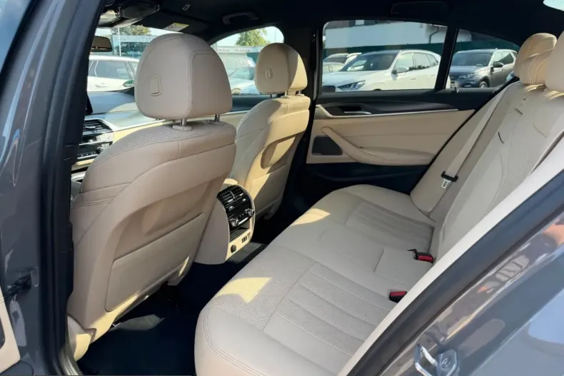 BMW 530 (Seria 5) din 2022 cu 117.658 km - oferta BMW226263 - foto 21