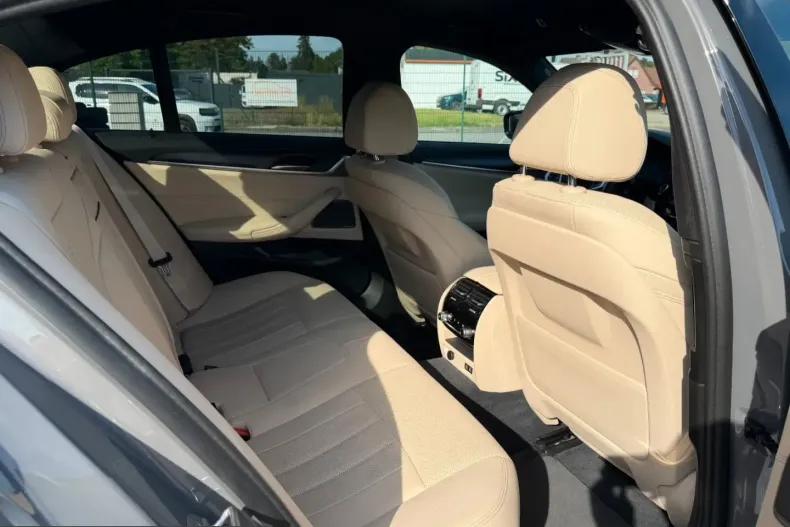 BMW 530 (Seria 5) din 2022 cu 117.658 km - oferta BMW226263 - foto 24