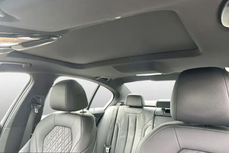 BMW 530 (Seria 5) din 2021 cu 45.506 km - oferta BMW226265 - foto 15