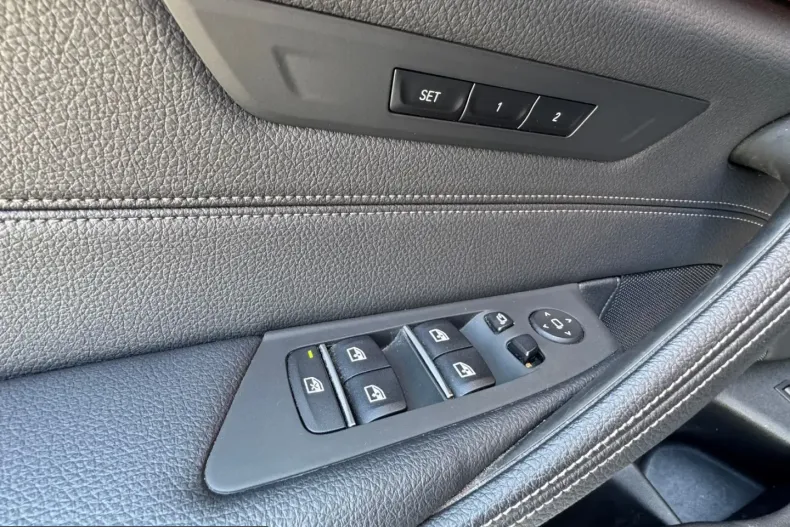 BMW 530 (Seria 5) din 2022 cu 45.000 km - oferta BMW226266 - foto 18