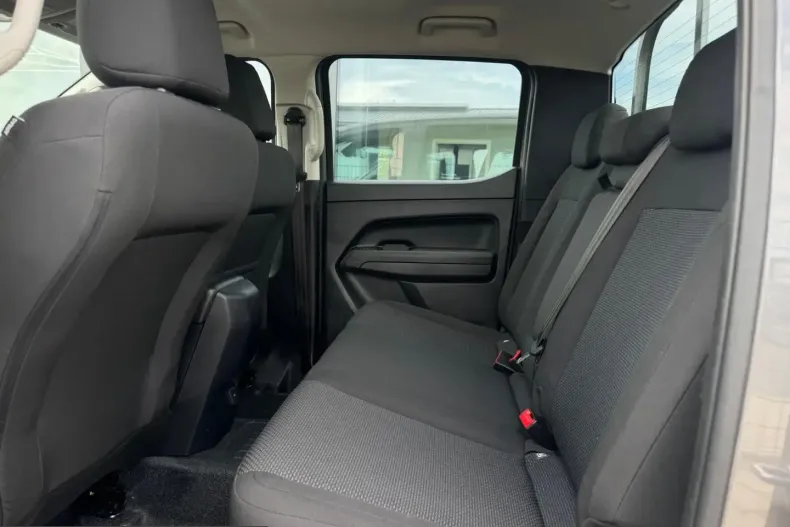 Volkswagen Amarok din 2024 cu 53.622 km - oferta VOL226267 - foto 17