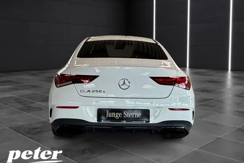 Mercedes-Benz CLA 250 (Clasa CLA) din 2021 cu 45.825 km - oferta MER226271 - foto 5