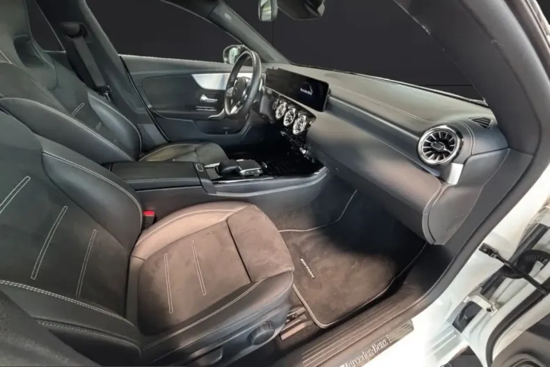 Mercedes-Benz CLA 250 (Clasa CLA) din 2021 cu 45.825 km - oferta MER226271 - foto 7