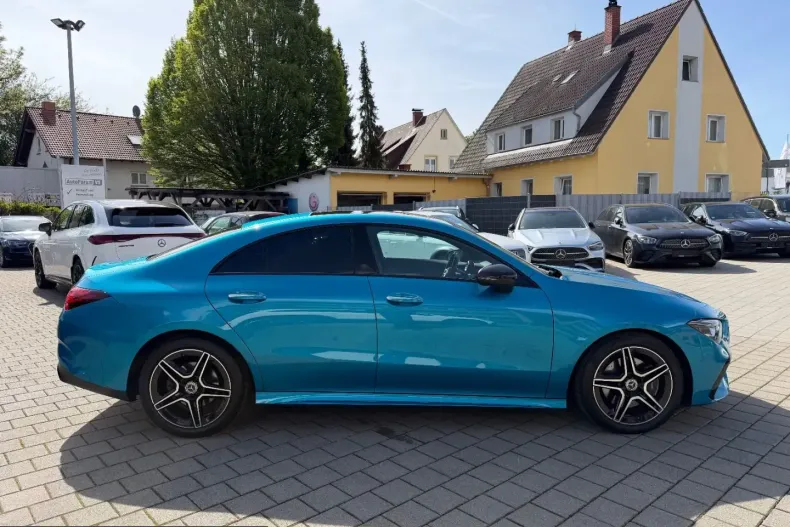 Mercedes-Benz CLA 200 (Clasa CLA) din 2024 cu 22.900 km - oferta MER226272 - foto 4