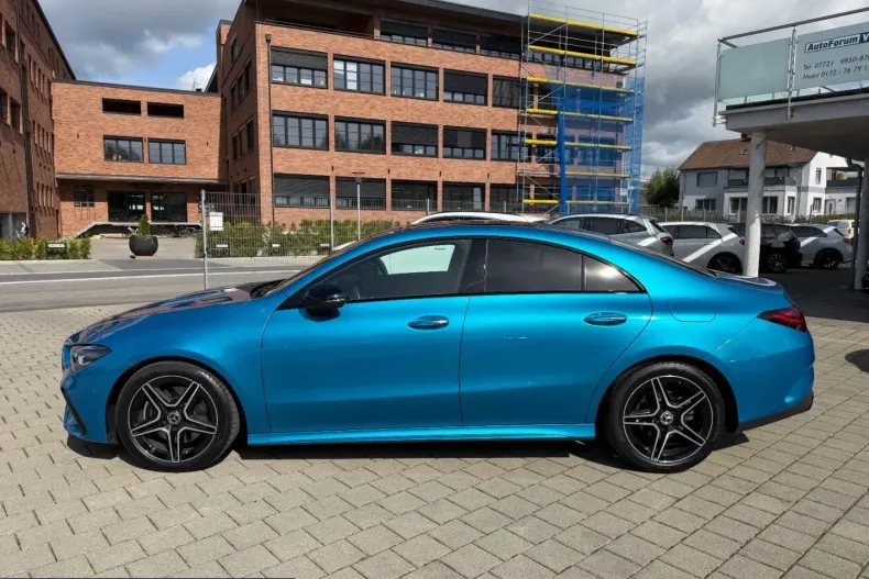 Mercedes-Benz CLA 200 (Clasa CLA) din 2024 cu 22.900 km - oferta MER226272 - foto 5