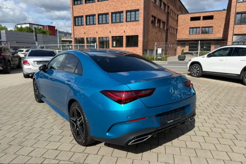 Mercedes-Benz CLA 200 (Clasa CLA) din 2024 cu 22.900 km - oferta MER226272 - foto 8