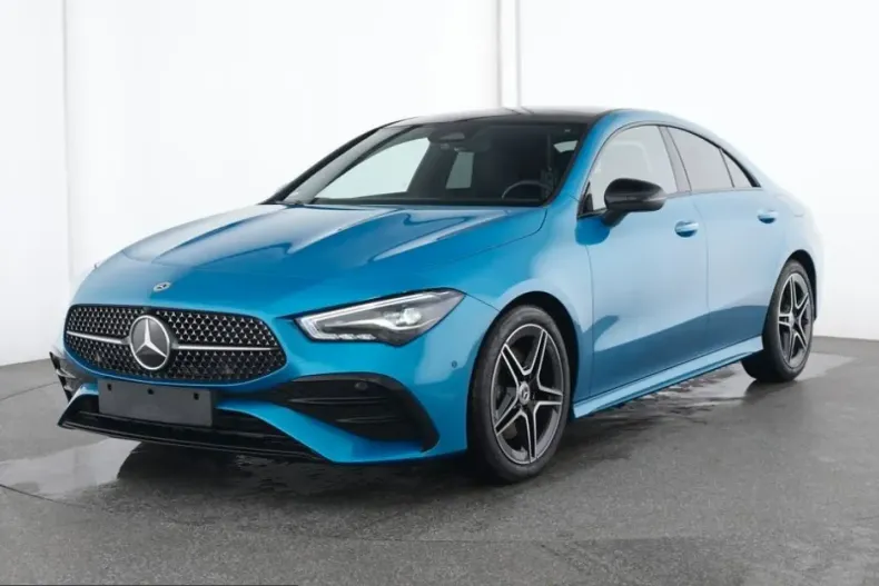 Mercedes-Benz CLA 200 (Clasa CLA) din 2024 cu 22.128 km - oferta MER226273 - foto 1