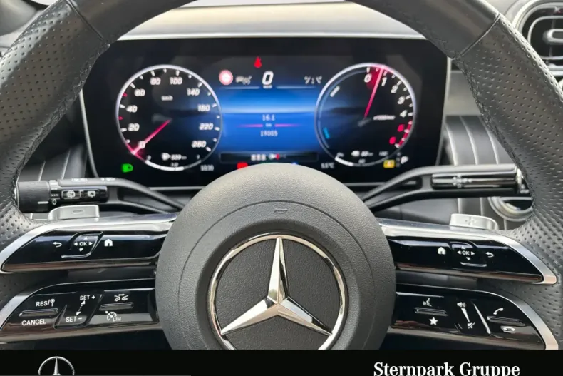 Mercedes-Benz GLC 300 (Clasa GLC) din 2024 cu 30.500 km - oferta MER226276 - foto 12