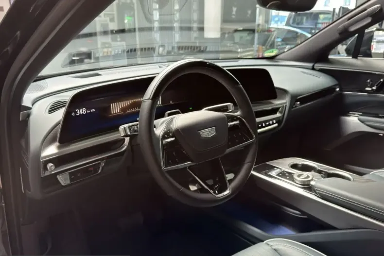 Cadillac Lyriq din 2025 cu 23.593 km - oferta CAD226279 - foto 11