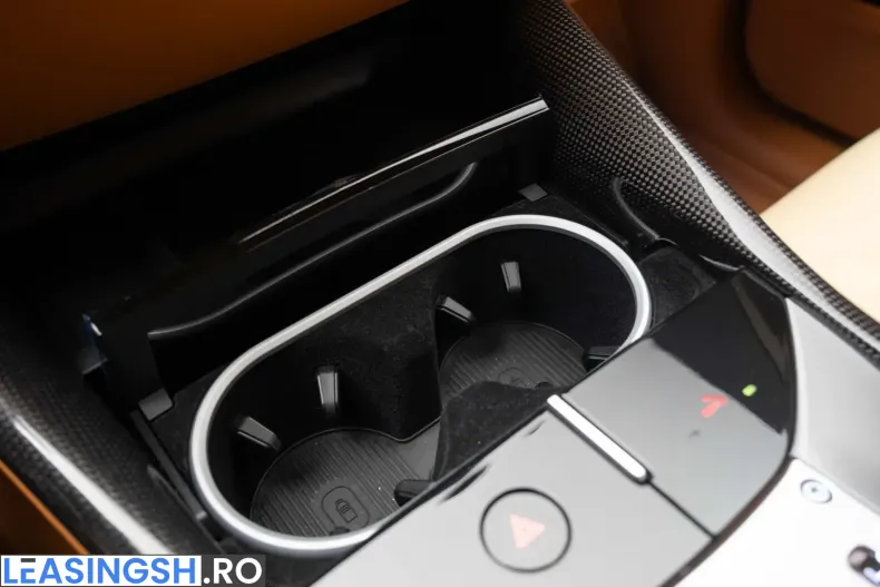 Ferrari Purosangue din 2025 cu 360 km - oferta FER226280 - foto 28