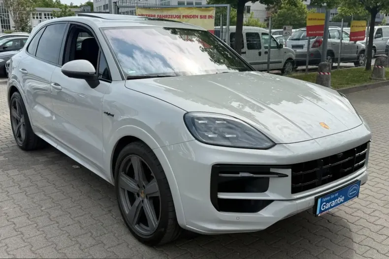Porsche Cayenne din 2024 cu 55.787 km - oferta POR226281 - foto 6