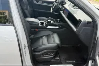 Porsche Cayenne din 2024 cu 55.787 km - oferta POR226281 - foto 12