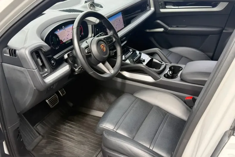 Porsche Cayenne din 2024 cu 55.787 km - oferta POR226281 - foto 25