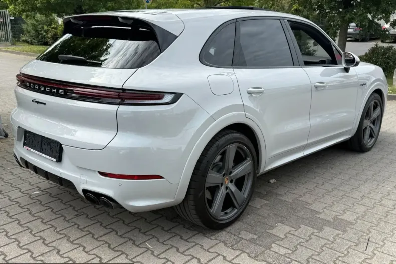 Porsche Cayenne din 2024 cu 55.787 km - oferta POR226281 - foto 26