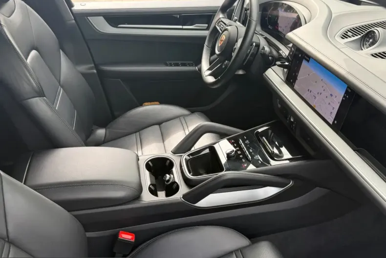Porsche Cayenne din 2024 cu 55.787 km - oferta POR226281 - foto 29