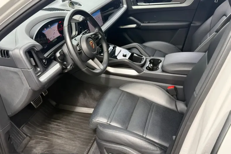 Porsche Cayenne din 2024 cu 55.787 km - oferta POR226281 - foto 38