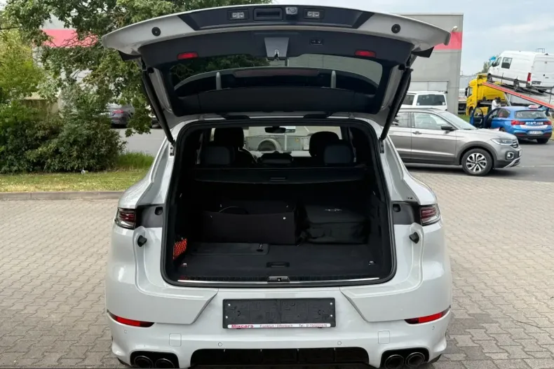 Porsche Cayenne din 2024 cu 55.787 km - oferta POR226281 - foto 46