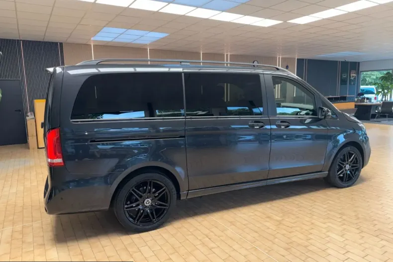 Mercedes-Benz V 300 (Clasa V) din 2023 cu 55.000 km - oferta MER226283 - foto 12