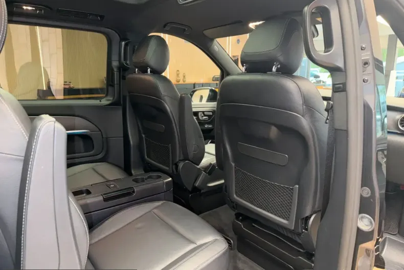 Mercedes-Benz V 300 (Clasa V) din 2023 cu 55.000 km - oferta MER226283 - foto 24