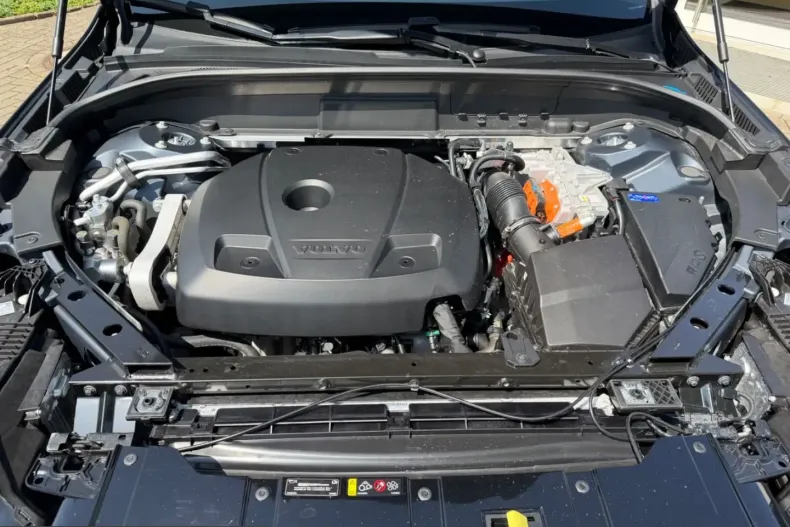 Volvo XC60 din 2023 cu 28.900 km - oferta VOL226286 - foto 22