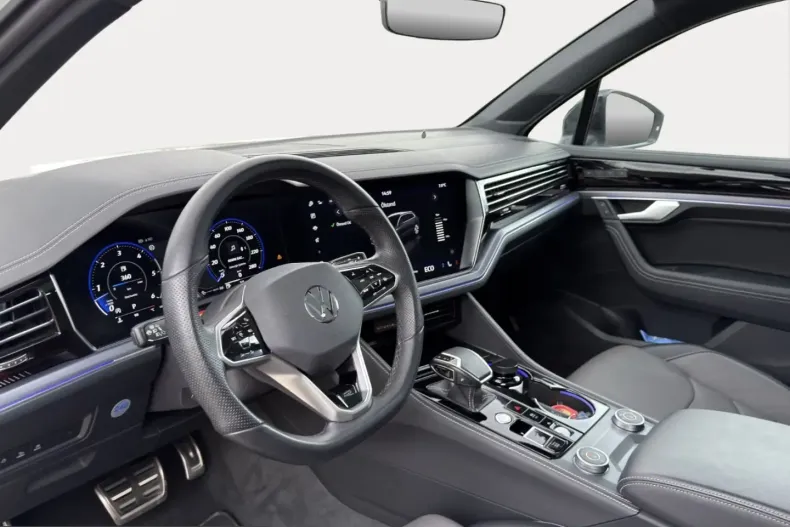 Volkswagen Touareg din 2024 cu 58.000 km - oferta VOL226287 - foto 4