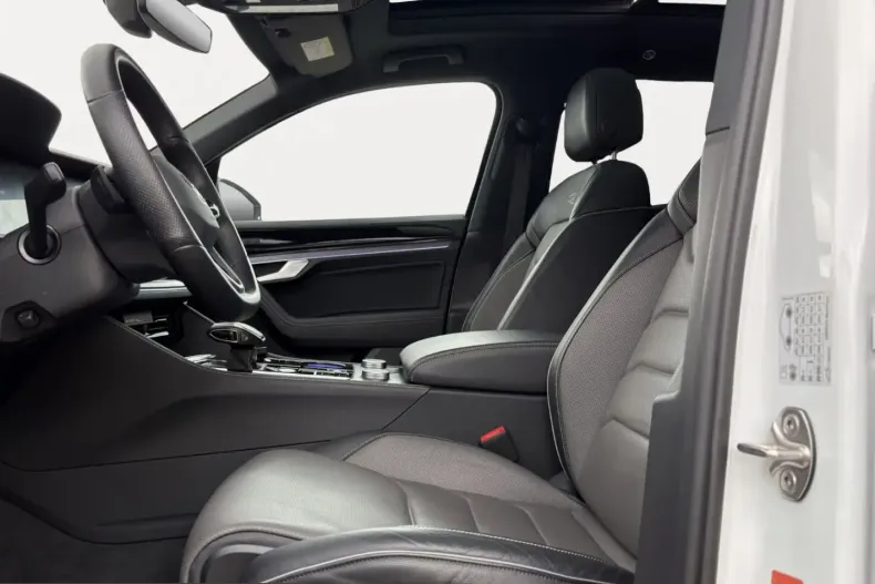 Volkswagen Touareg din 2024 cu 58.000 km - oferta VOL226287 - foto 10