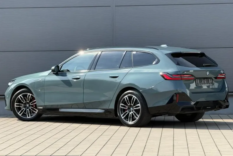 BMW 550 (Seria 5) din 2025 cu 20.558 km - oferta BMW226289 - foto 9