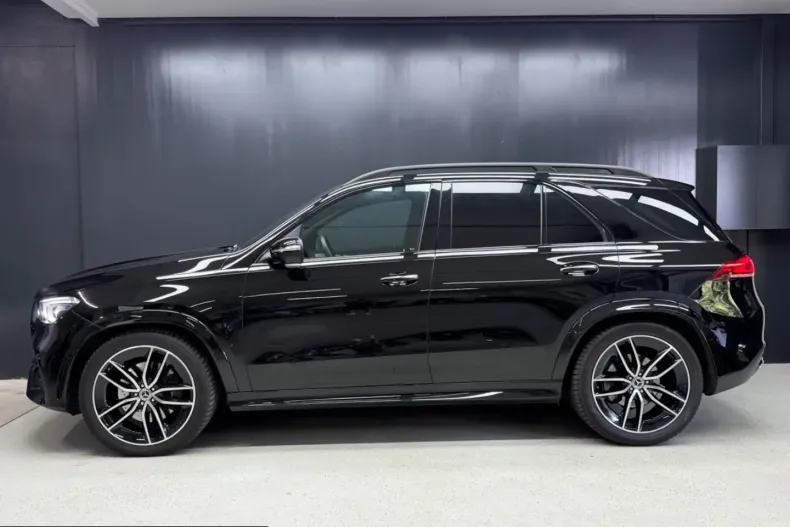 Mercedes-Benz GLE 400 (Clasa GLE) din 2023 cu 68.000 km - oferta MER226290 - foto 4