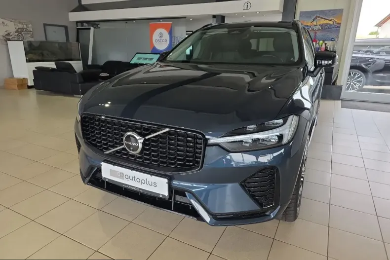 Volvo XC60 din 2023 cu 24.728 km - oferta VOL226292 - foto 2