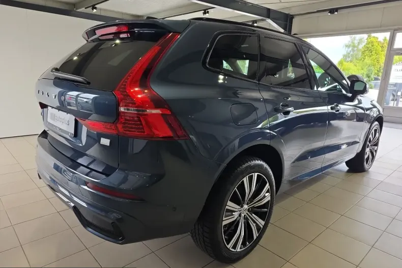 Volvo XC60 din 2023 cu 24.728 km - oferta VOL226292 - foto 6