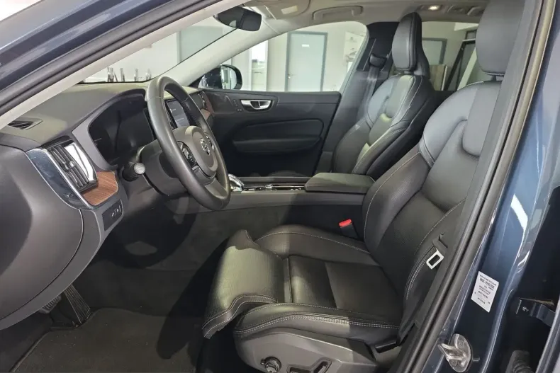 Volvo XC60 din 2023 cu 24.728 km - oferta VOL226292 - foto 21