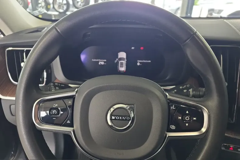 Volvo XC60 din 2023 cu 24.728 km - oferta VOL226292 - foto 23