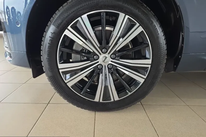 Volvo XC60 din 2023 cu 24.728 km - oferta VOL226292 - foto 35