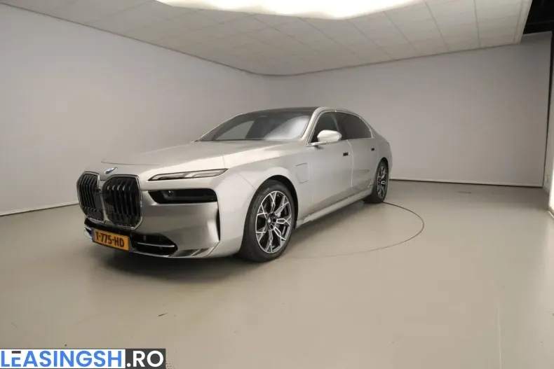 BMW 750 (Seria 7) din 2023 cu 123.000 km - oferta BMW226298 - foto 1