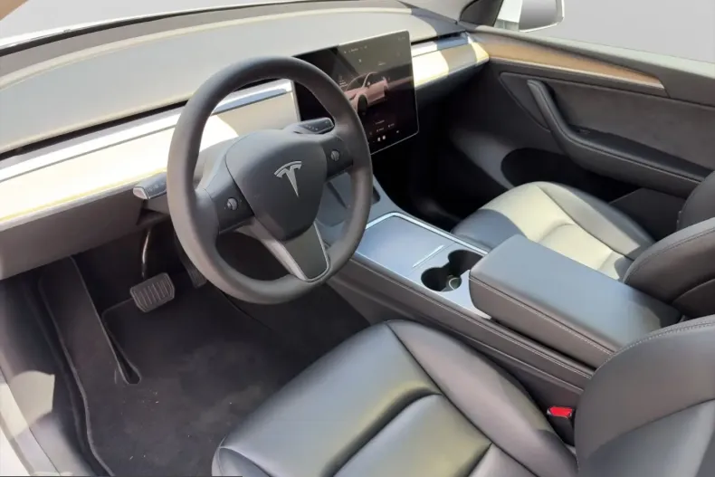 Tesla Model Y din 2022 cu 99.100 km - oferta TES226302 - foto 11