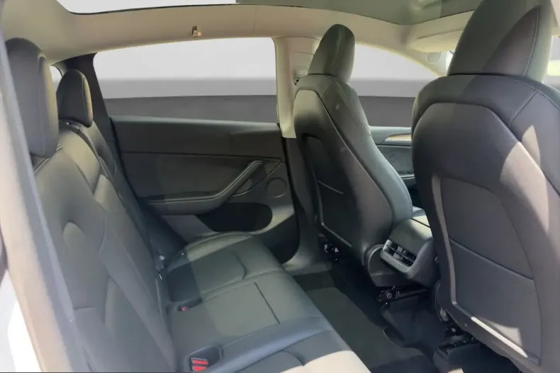 Tesla Model Y din 2022 cu 99.100 km - oferta TES226302 - foto 14