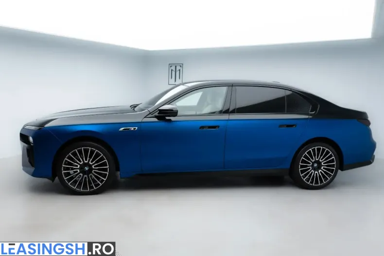 BMW 740 (Seria 7) din 2025 cu 19.000 km - oferta BMW226305 - foto 4