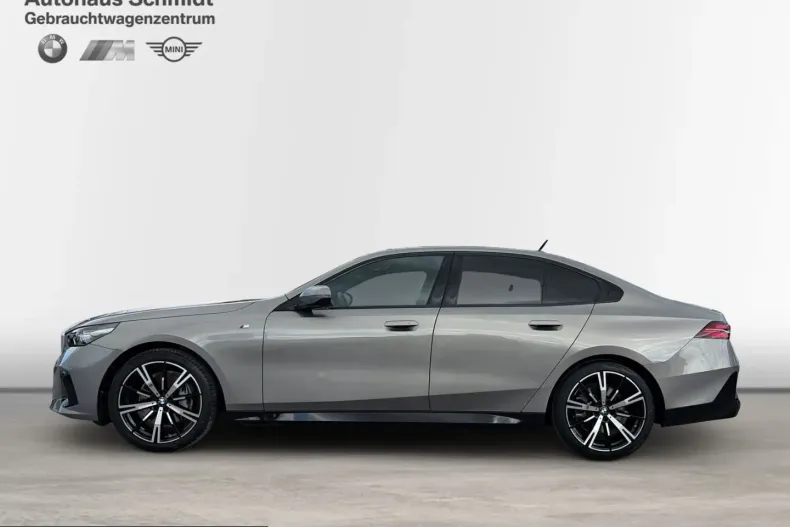 BMW 540 (Seria 5) din 2025 cu 17.244 km - oferta BMW226306 - foto 2