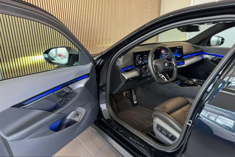 BMW 540 (Seria 5) din 2024 cu 8.000 km - oferta BMW226309 - foto 9
