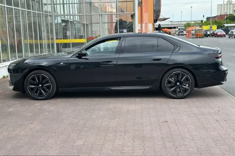 BMW 740 (Seria 7) din 2023 cu 70.383 km - oferta BMW226316 - foto 8