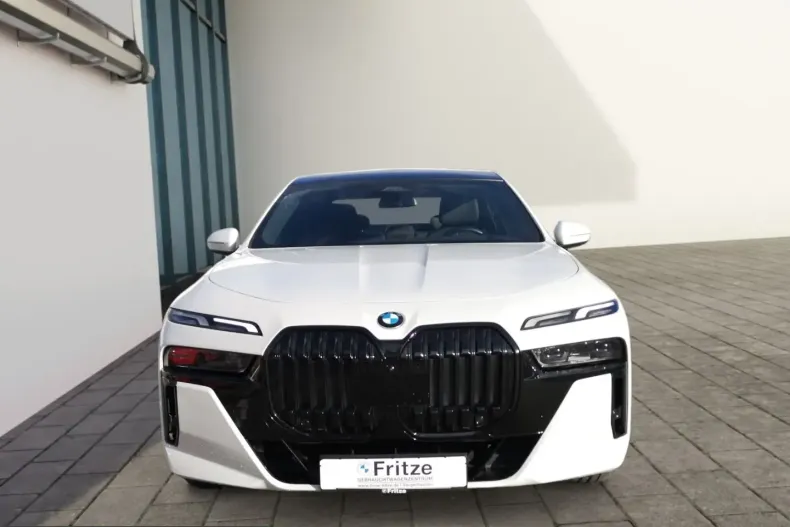 BMW 740 (Seria 7) din 2022 cu 95.894 km - oferta BMW226318 - foto 2