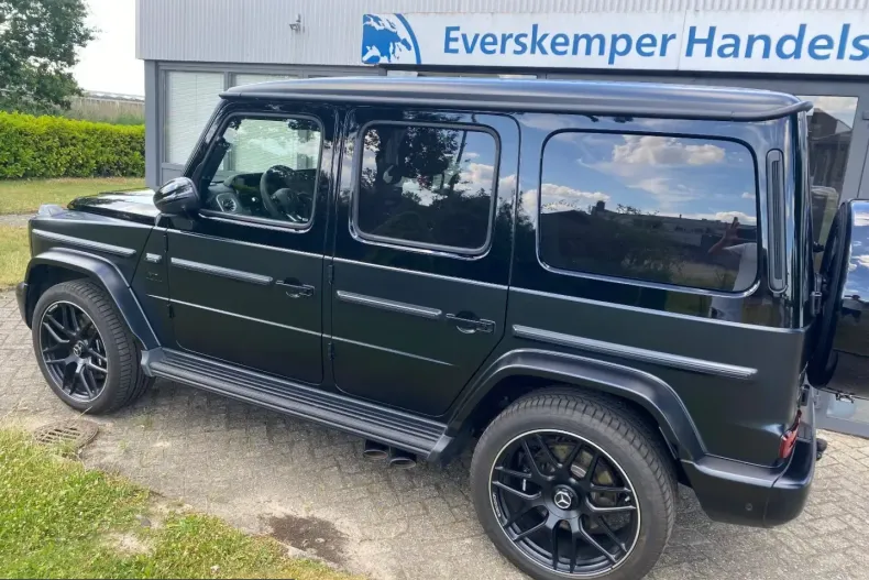 Mercedes-Benz G 63 AMG (Clasa G) din 2025 cu 24.500 km - oferta MER226322 - foto 1
