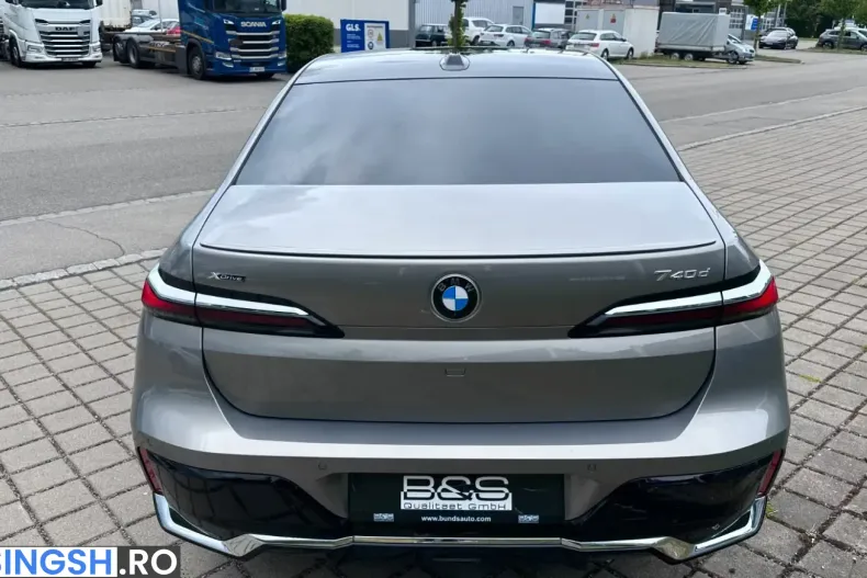 BMW 740 (Seria 7) din 2025 cu 9.700 km - oferta BMW226324 - foto 9